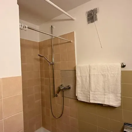 Apartment Gemuetliches In Bad Hersfeld, Self Check-in, Kostenloses Parken Bad Hersfeld